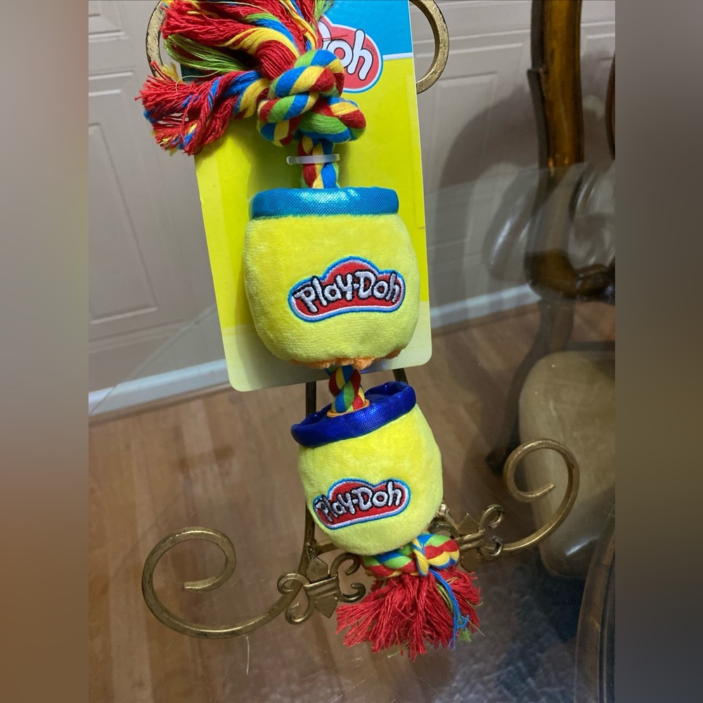 Hasbro Brand New Play-doh Rope Clinker And Squeaker Dog Toy 12”
